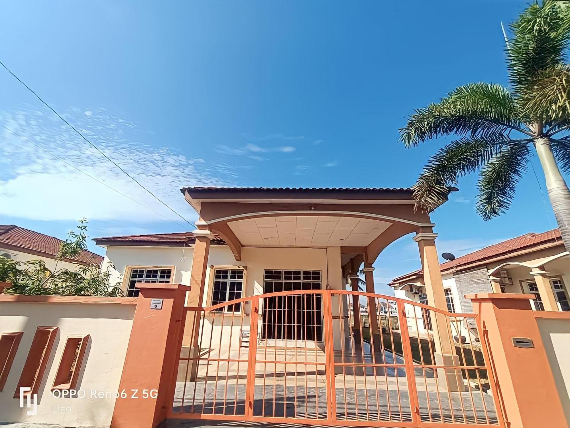 Holiday home Kembara Alor Setar
